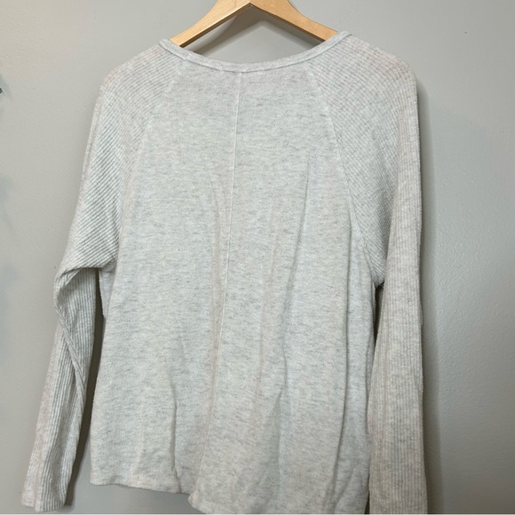 RIP CURL Cosy V-Neck Womens Sweater - Picture 6 of 6